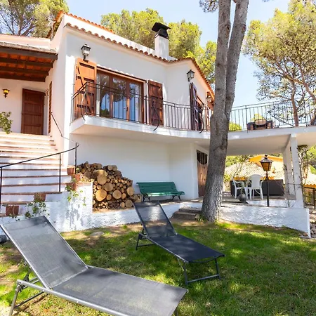 Montagut 9 Holiday home *